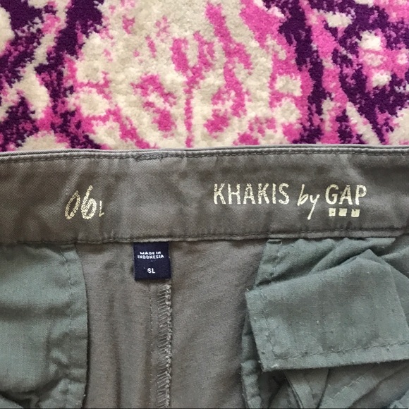 Grey gap khakis - Picture 3 of 3