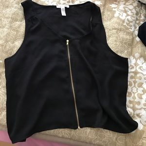 Zippered tank top