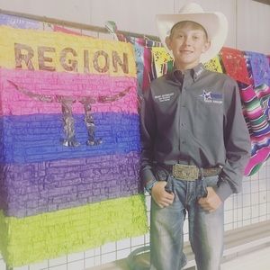 Meet your Posher, Bronc