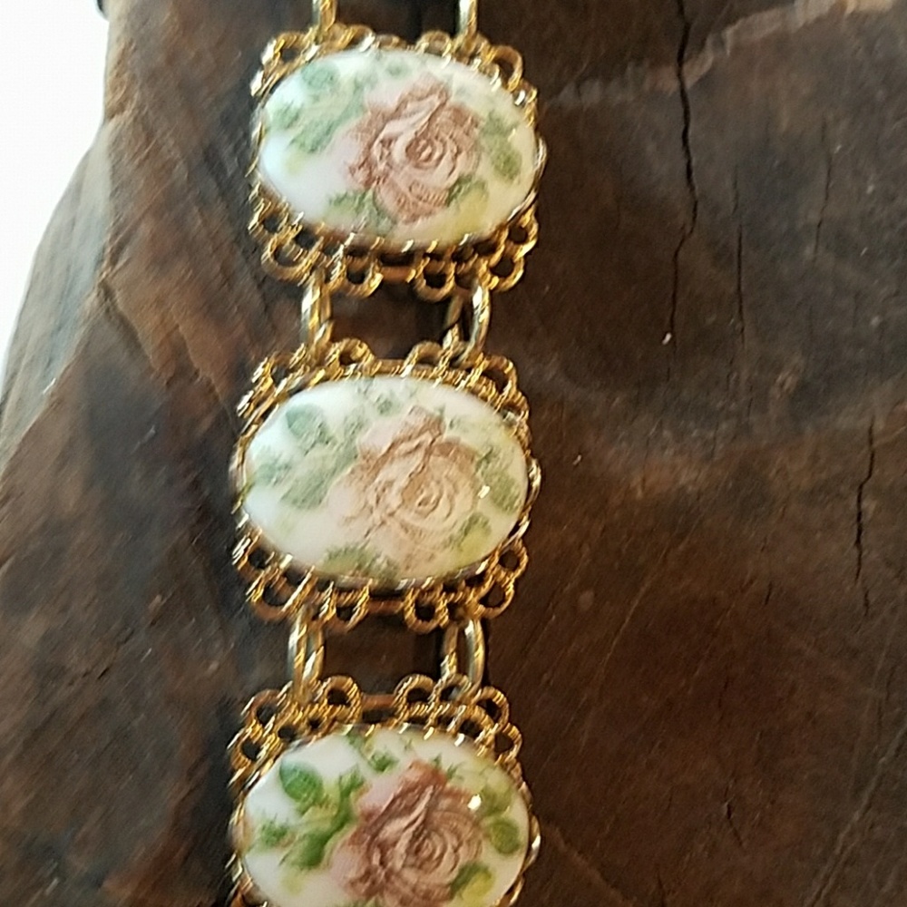 Gold tone Filigree & Porcelain Bracelet