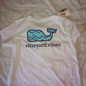 Girls Vineyard Vines tshirt