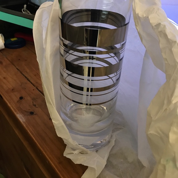 Kate Spade Collection - Picture 2 of 6