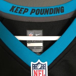 🐾OFFICIAL NFL PANTHERS JERSEY🐾