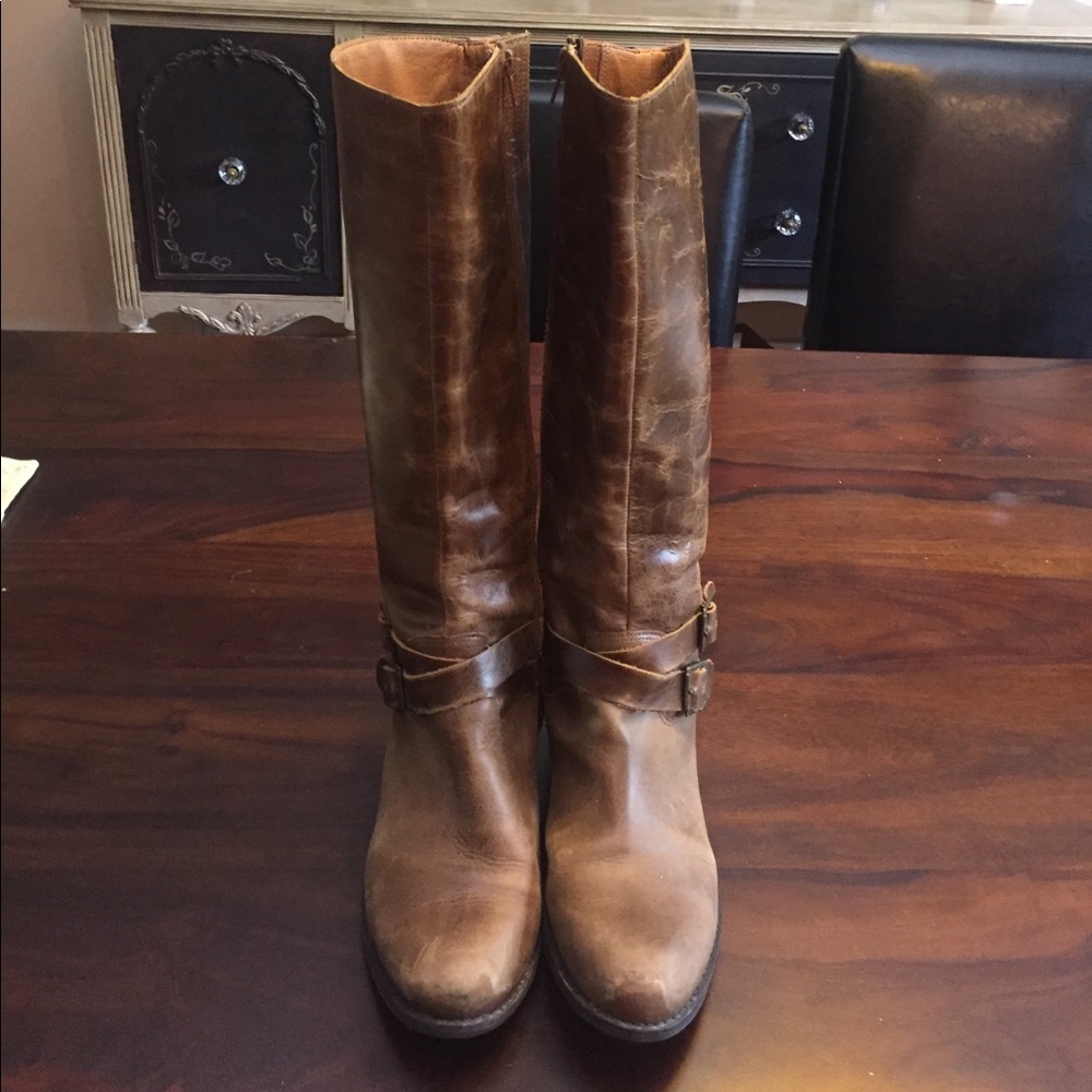 Riding boots