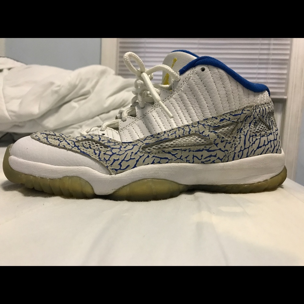 Jordan retro 11 low volt