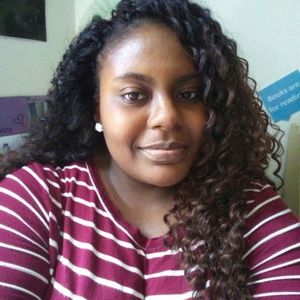 Meet your Posher, Imani
