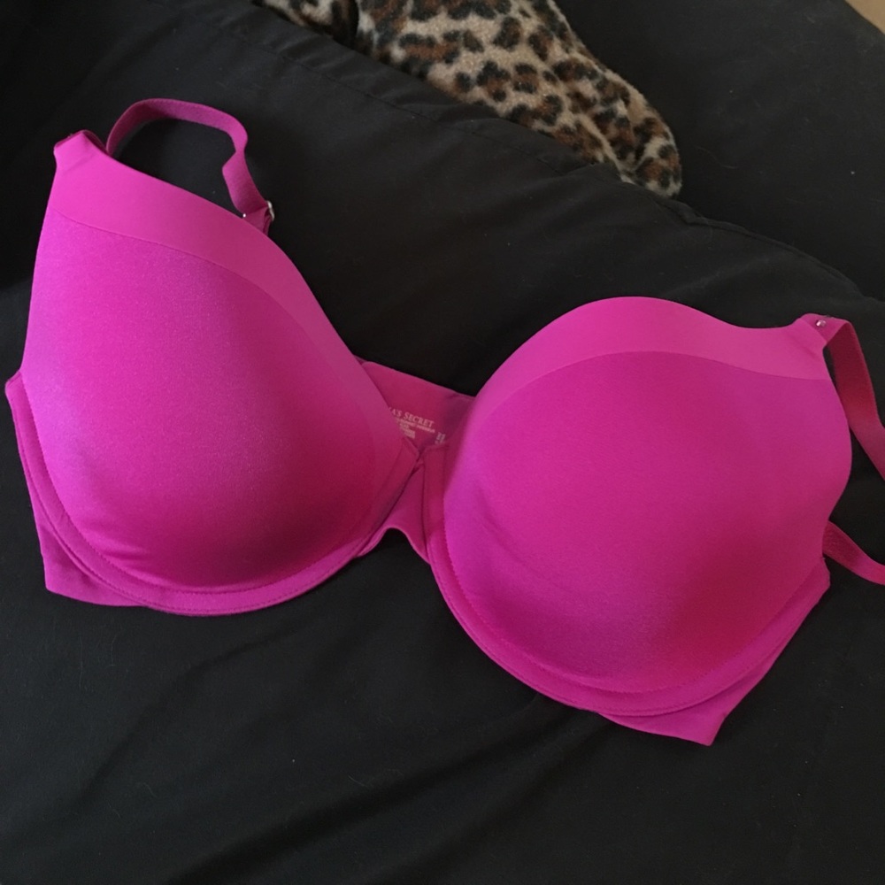 Victoria's Secret biofit bra