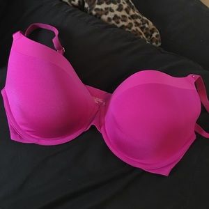 Victoria's Secret biofit bra