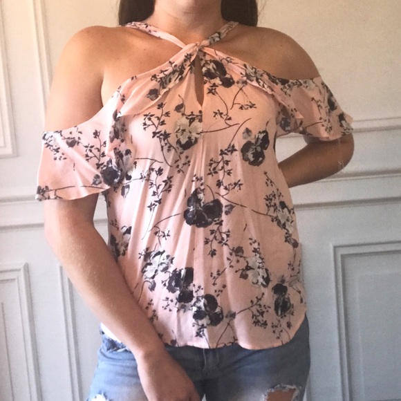 SALE << Floral Keyhole High Neck Halter Tank Top > - Picture 5 of 5