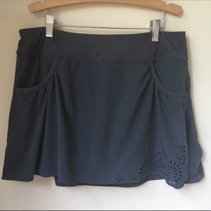 SALE 🇺🇸♥️ Athleta Grey Sports Skirt 💪🏼 Size M