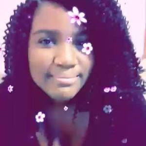 Meet your Posher, Kendra