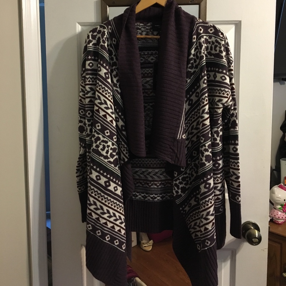 Romeo and Juliet Couture Open Knotted Cardigan