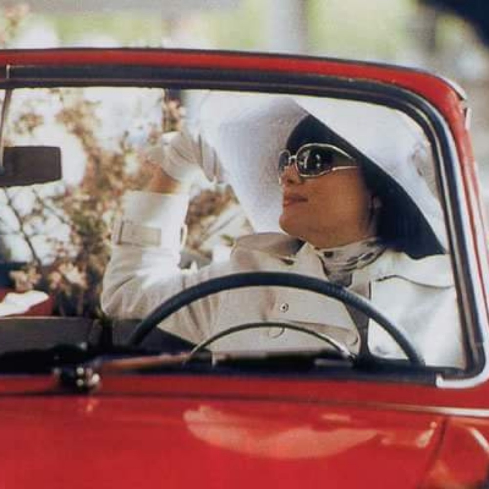 Meet your Posher, Cams