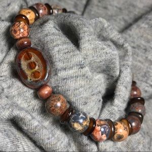 Hand made. Made by : William Strickland (my dad)