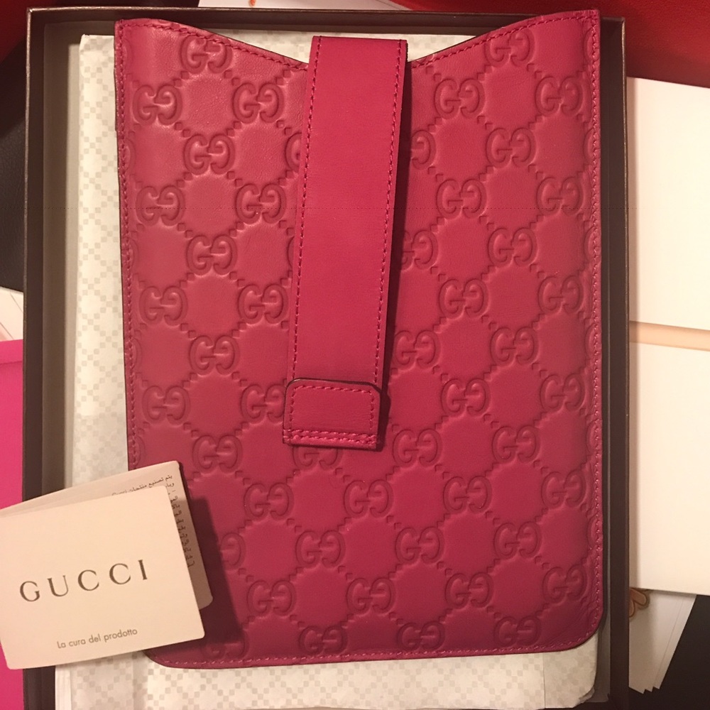 🚫 SOLD GUCCI GUCCISSIMA IPAD MINI SLEEVE - Picture 1 of 8