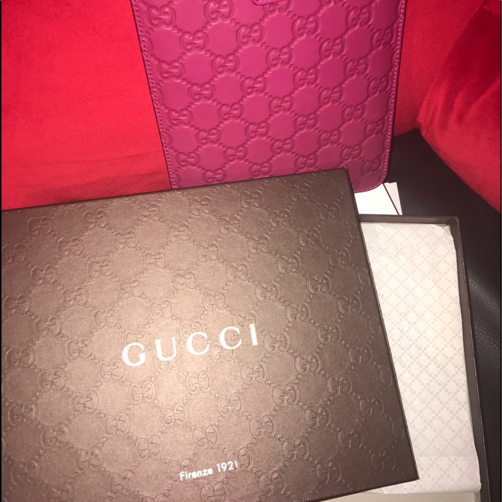 🚫 SOLD GUCCI GUCCISSIMA IPAD MINI SLEEVE - Picture 8 of 8