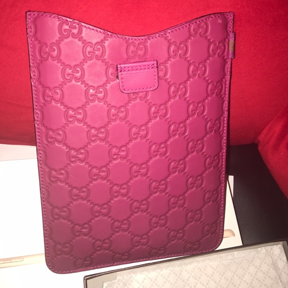 🚫 SOLD GUCCI GUCCISSIMA IPAD MINI SLEEVE - Picture 2 of 8