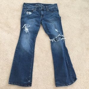 AE favorite boyfriend jeans