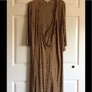 Beautiful, brand new 100% silk dress