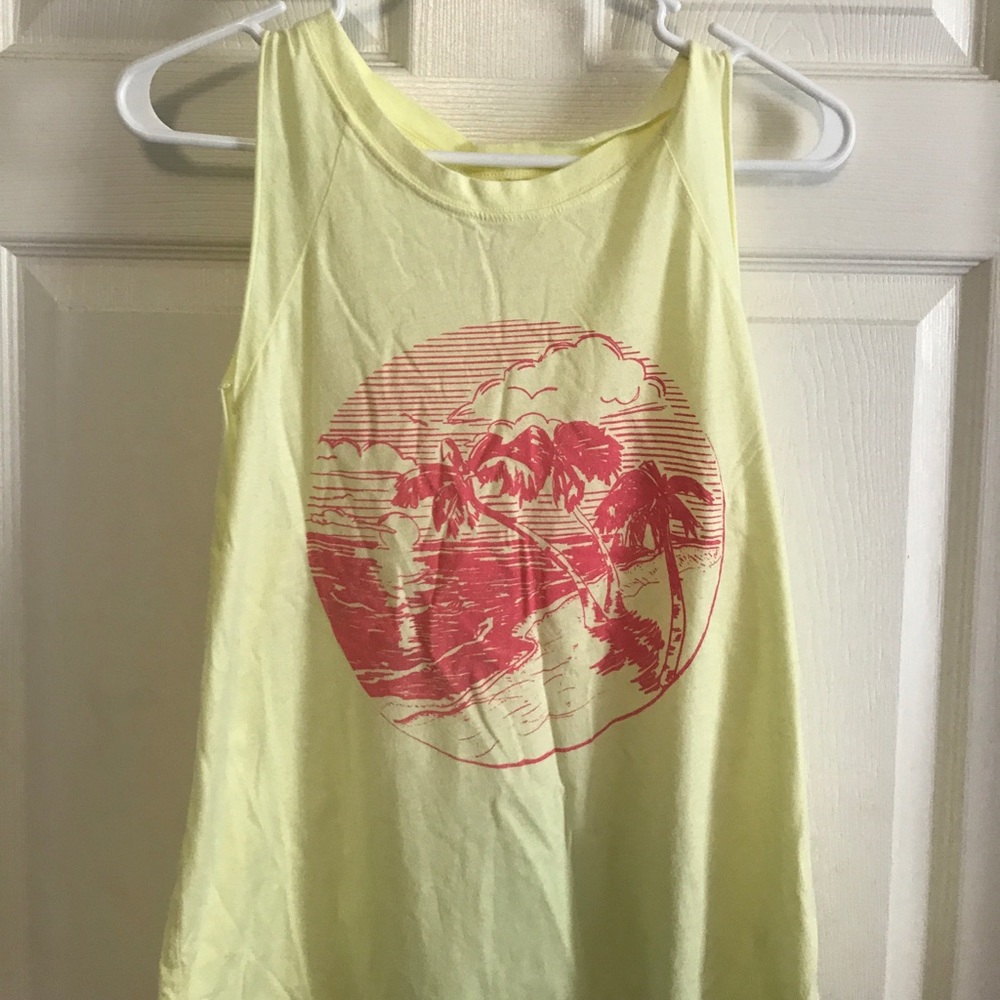 ❌SOLD❌beach muscle tee