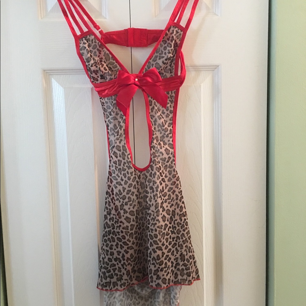 Red leopard nighty size one size
