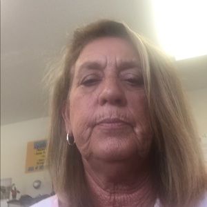 Meet your Posher, Debra