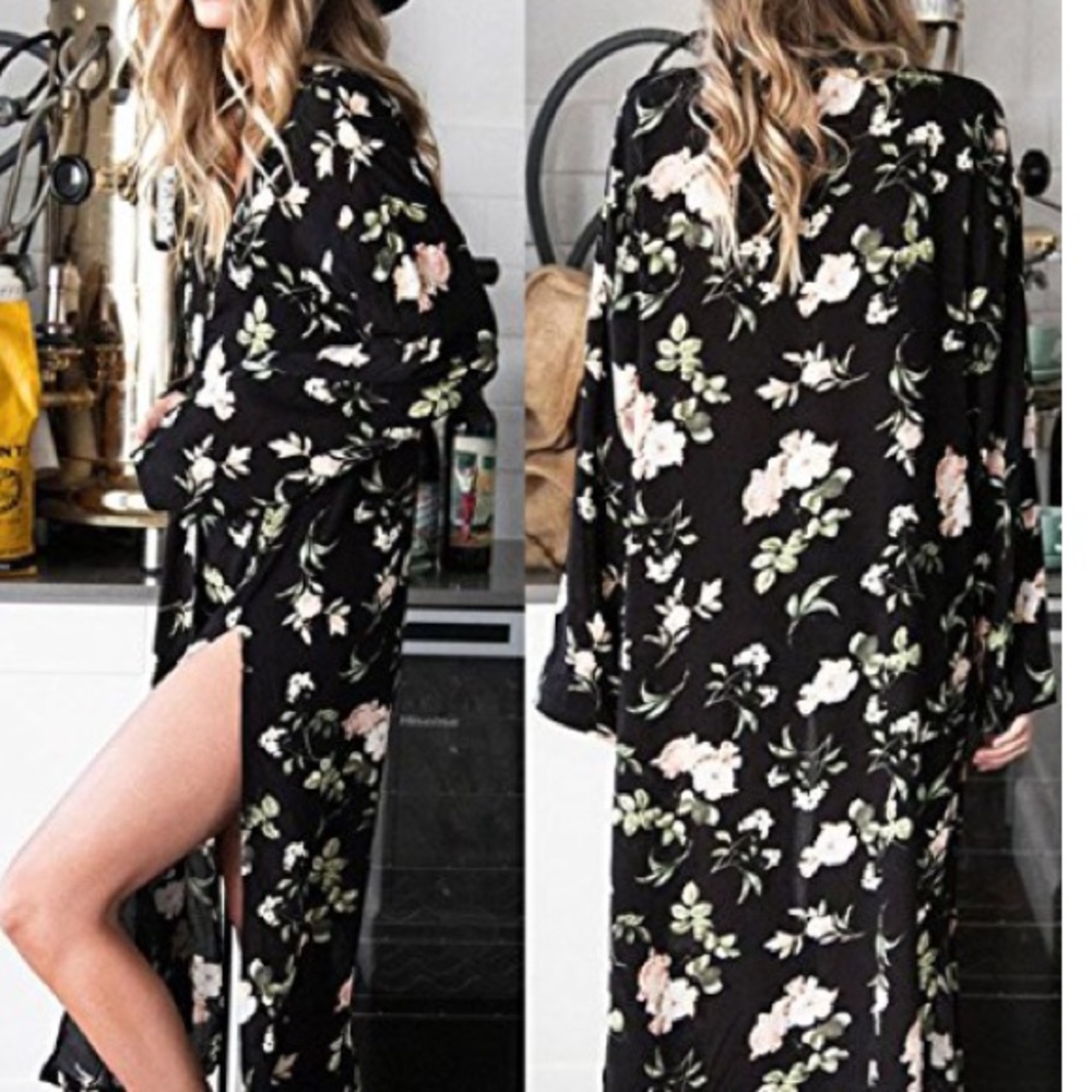 Black and white Cardigan 🌸