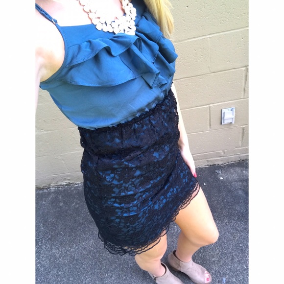 XS blue & black lace bodycon dress - Picture 2 of 2