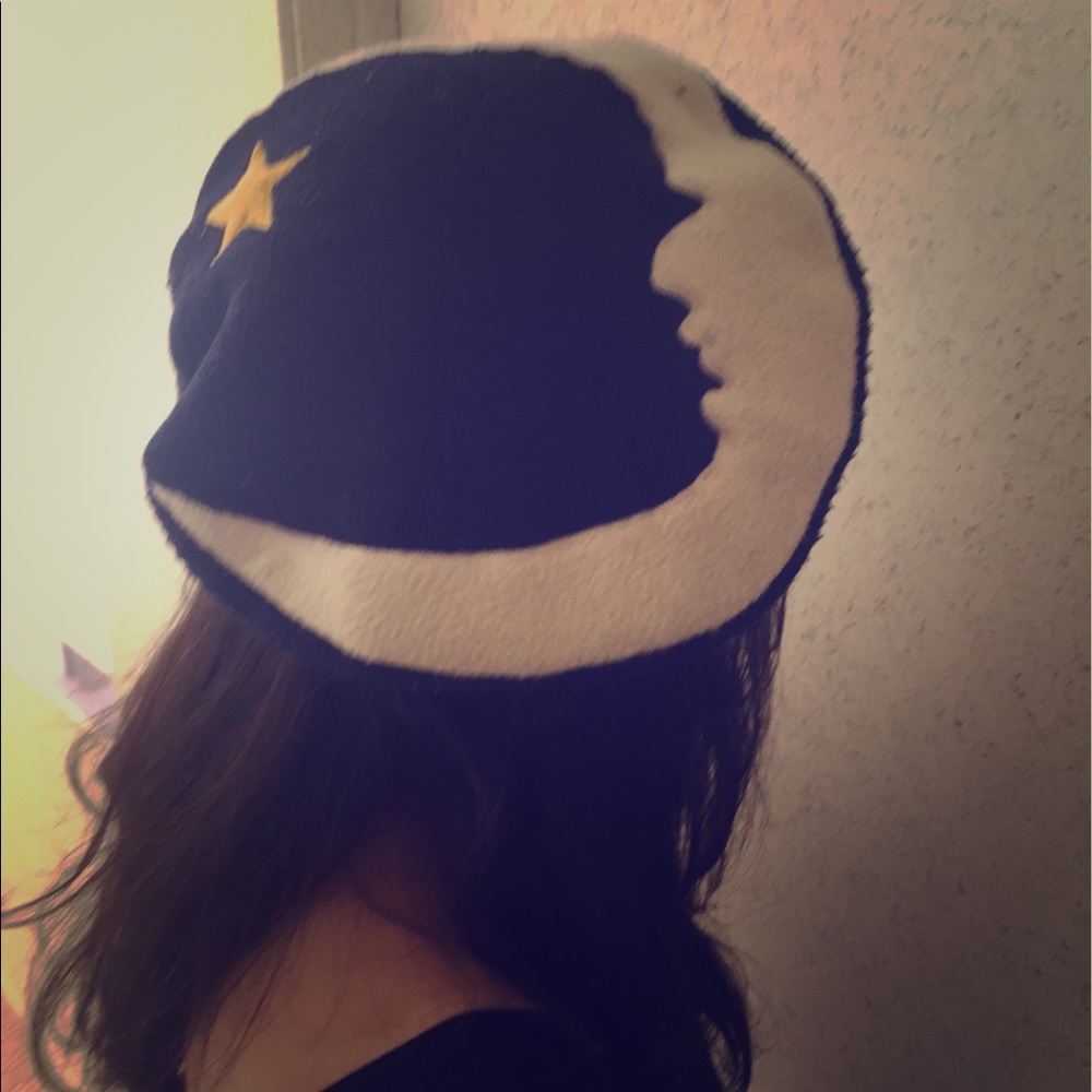 🌚🌟 Vintage, handmade felt beret!! ❤️