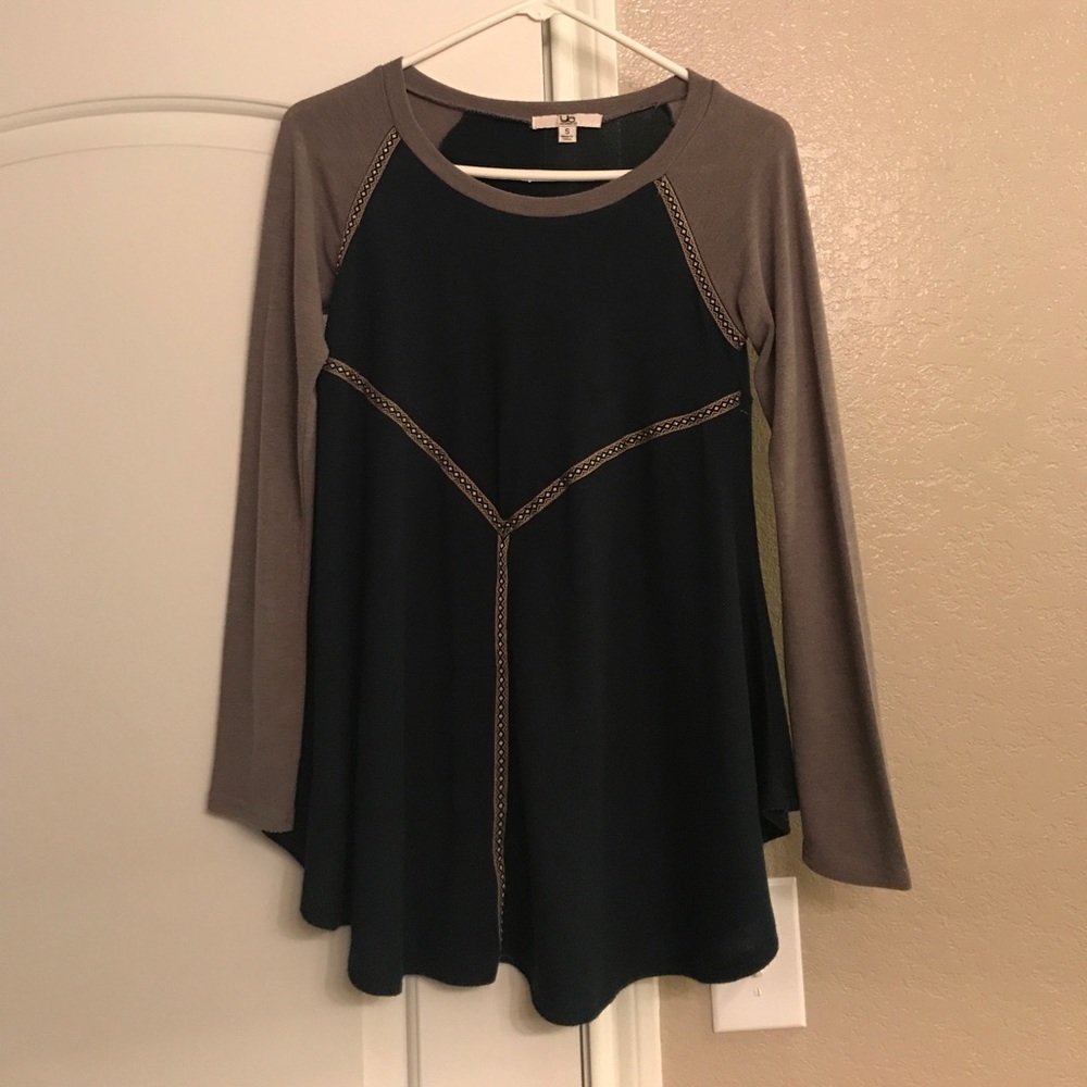 Super cute and comfortable sweater
