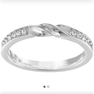 Swarovski Curly Ring Silver