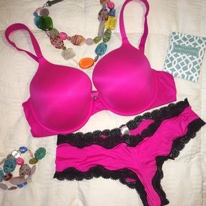 💕👙 Victoria's Secret Bright Pink Set 👙💕