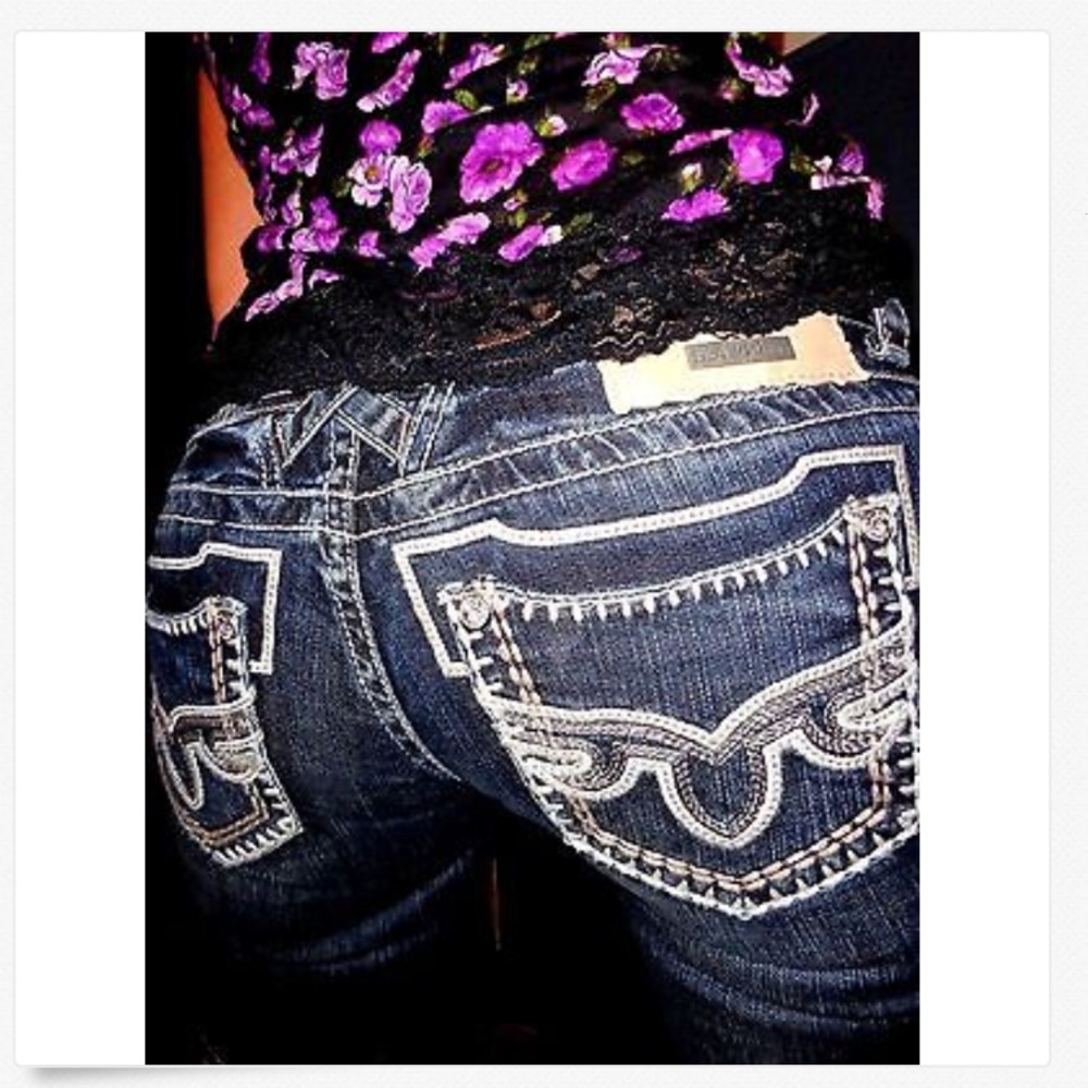 L.A.IDOL Low CROP Bermuda Rhinestone Jean Shorts!