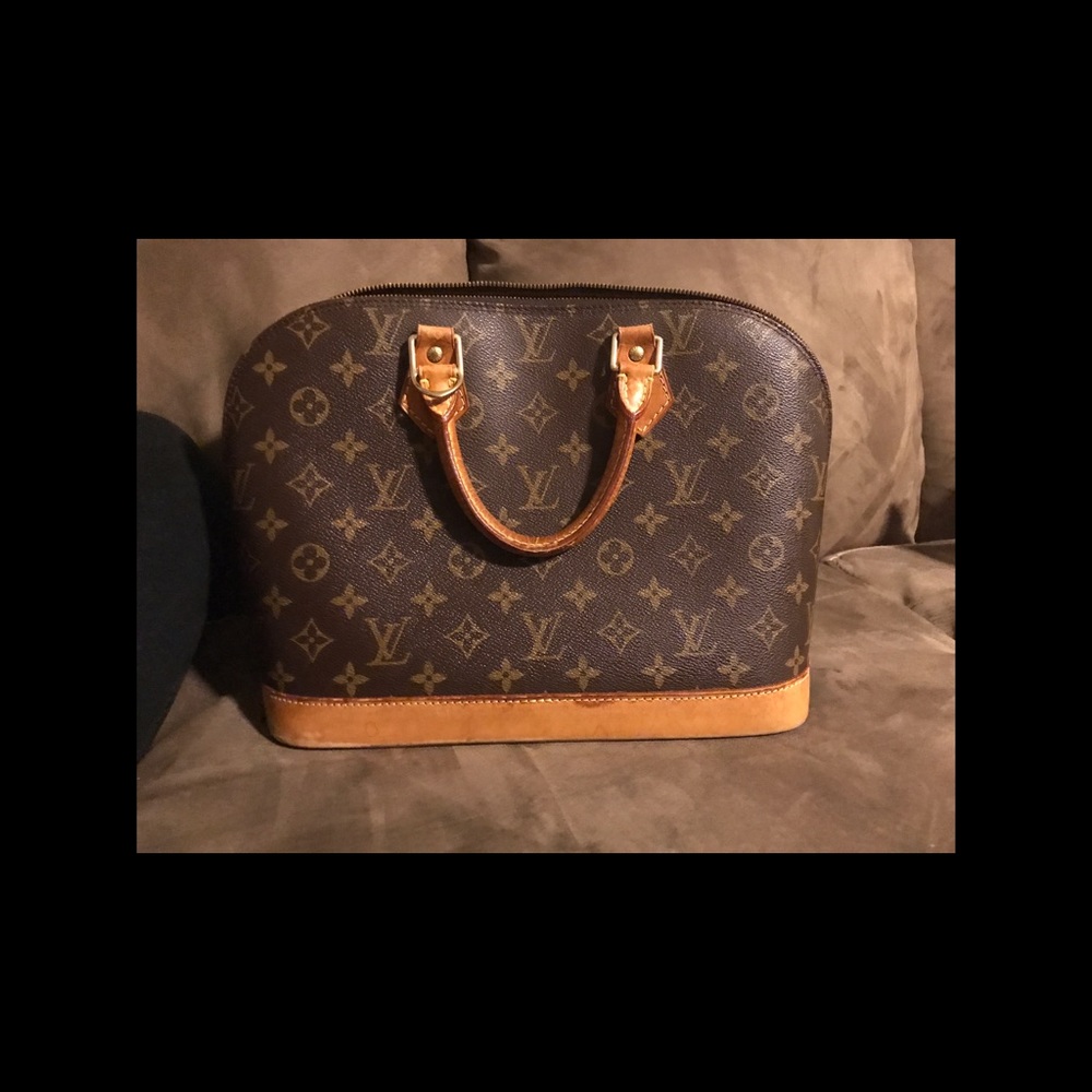 Louis Vuitton Alma