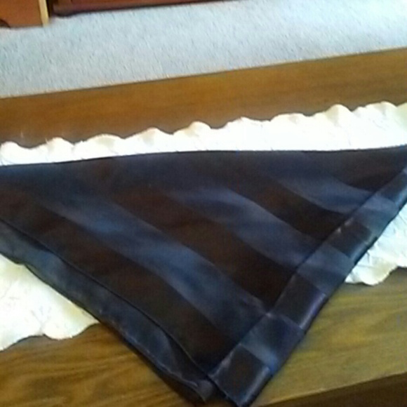 Scarf - Picture 3 of 3