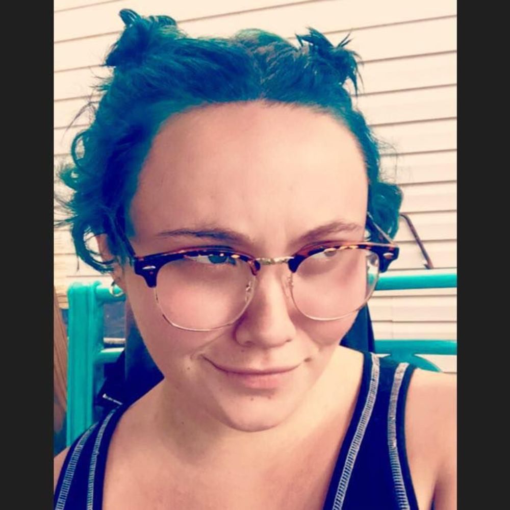 Meet your Posher, Michaela