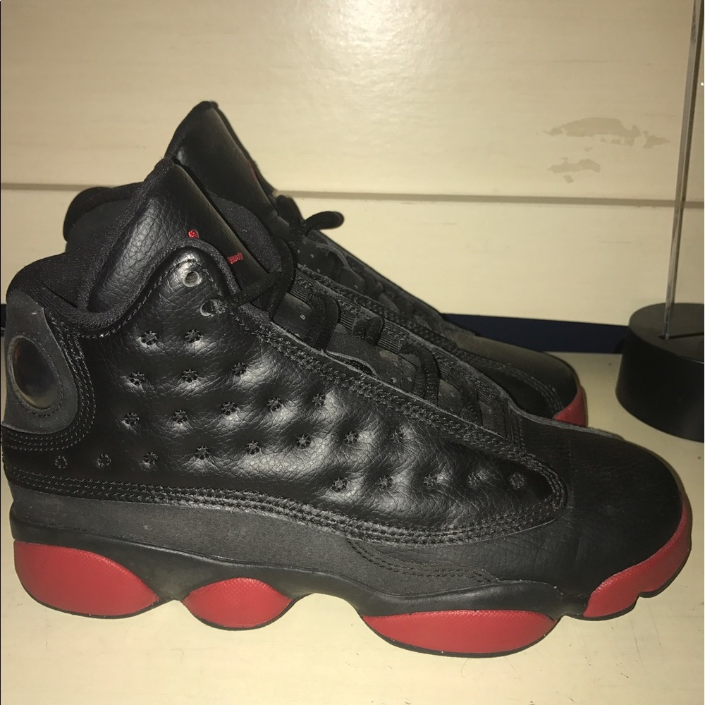 Black and Red air Jordan 13's - Picture 3 of 4