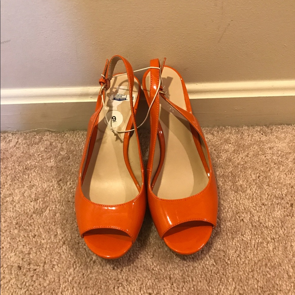 SOLD!!Nine West Peep Toe Patent Leather Brand New!