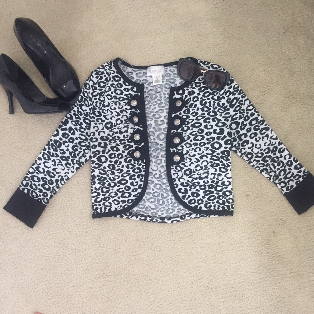 ✨SALE✨Geric New York Cheetah Print Cardigan