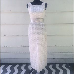 Vintage 60's pale gray lace wiggle dress size
