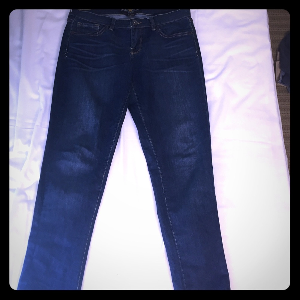 Skinny jeans.