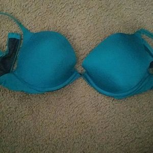 Victoria secret very sexy push up bra 34b