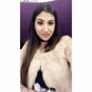 Meet your Posher, Amany