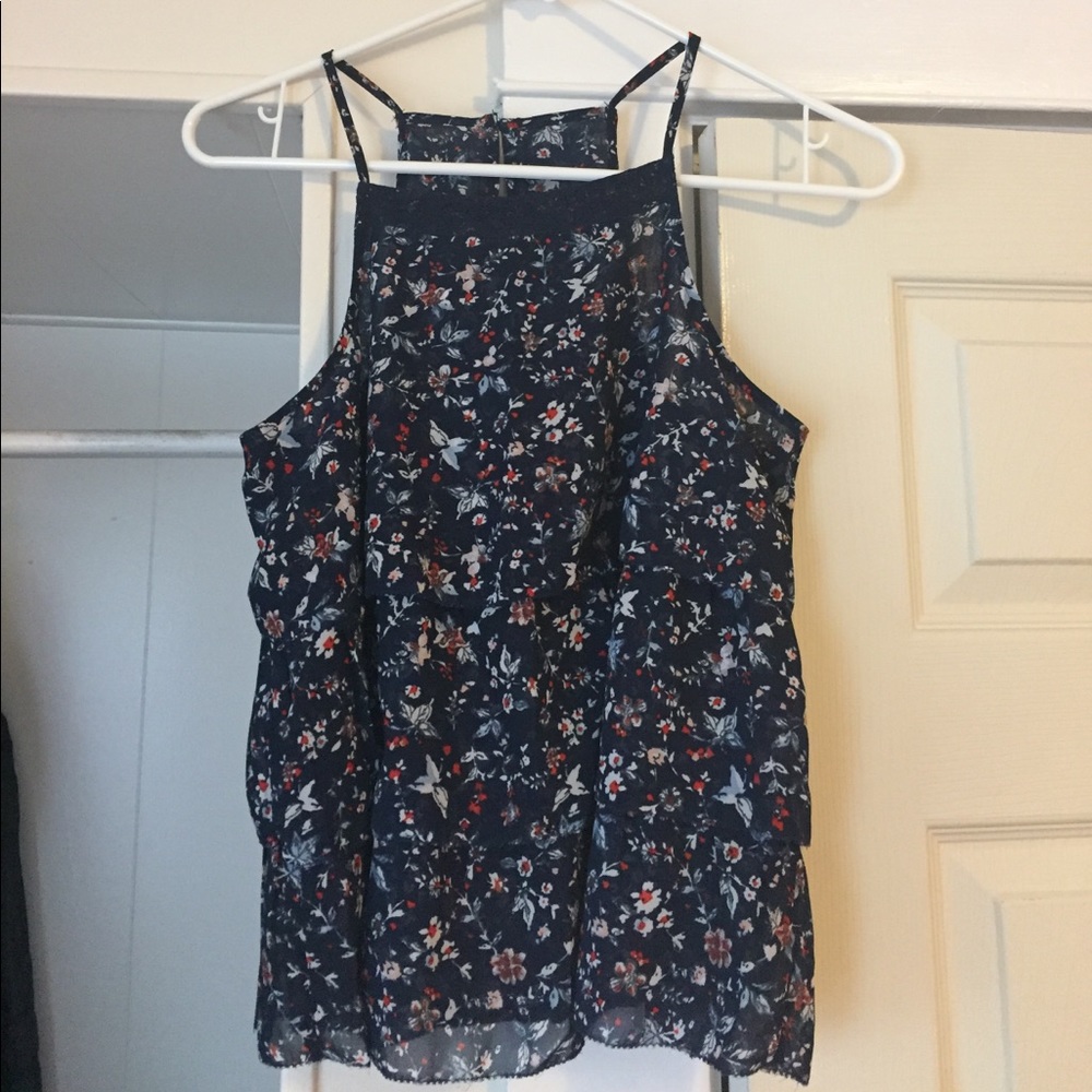 NWOT Abercrombie & Fitch chiffon ruffle top🌸