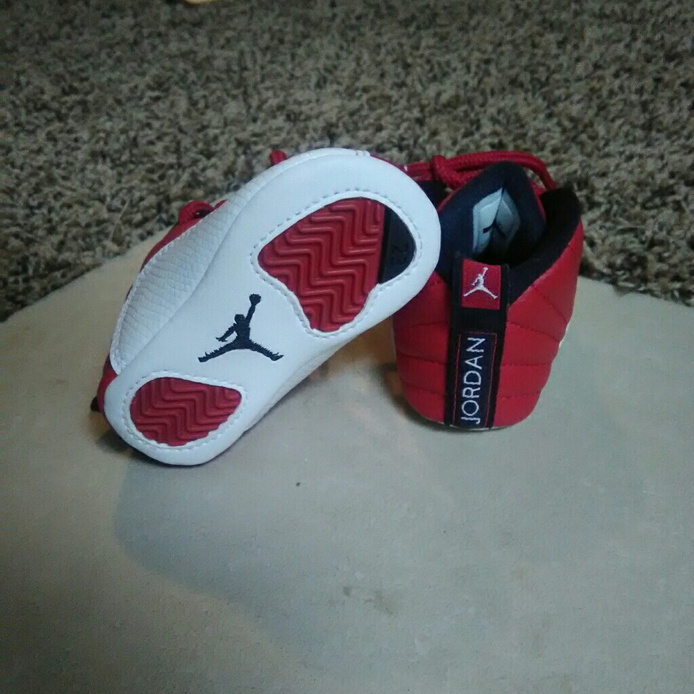 Jordan Gym Red 12s