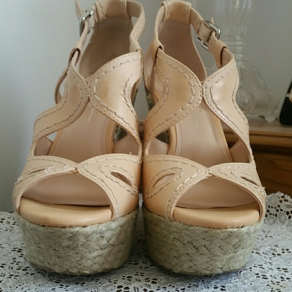 Wedge sandals - Picture 2 of 4