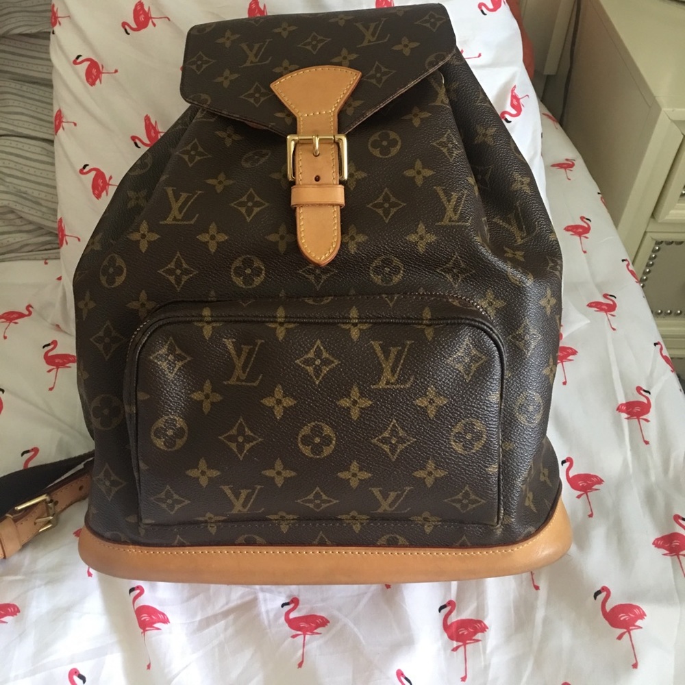 Louis Vuitton GM Montsouris