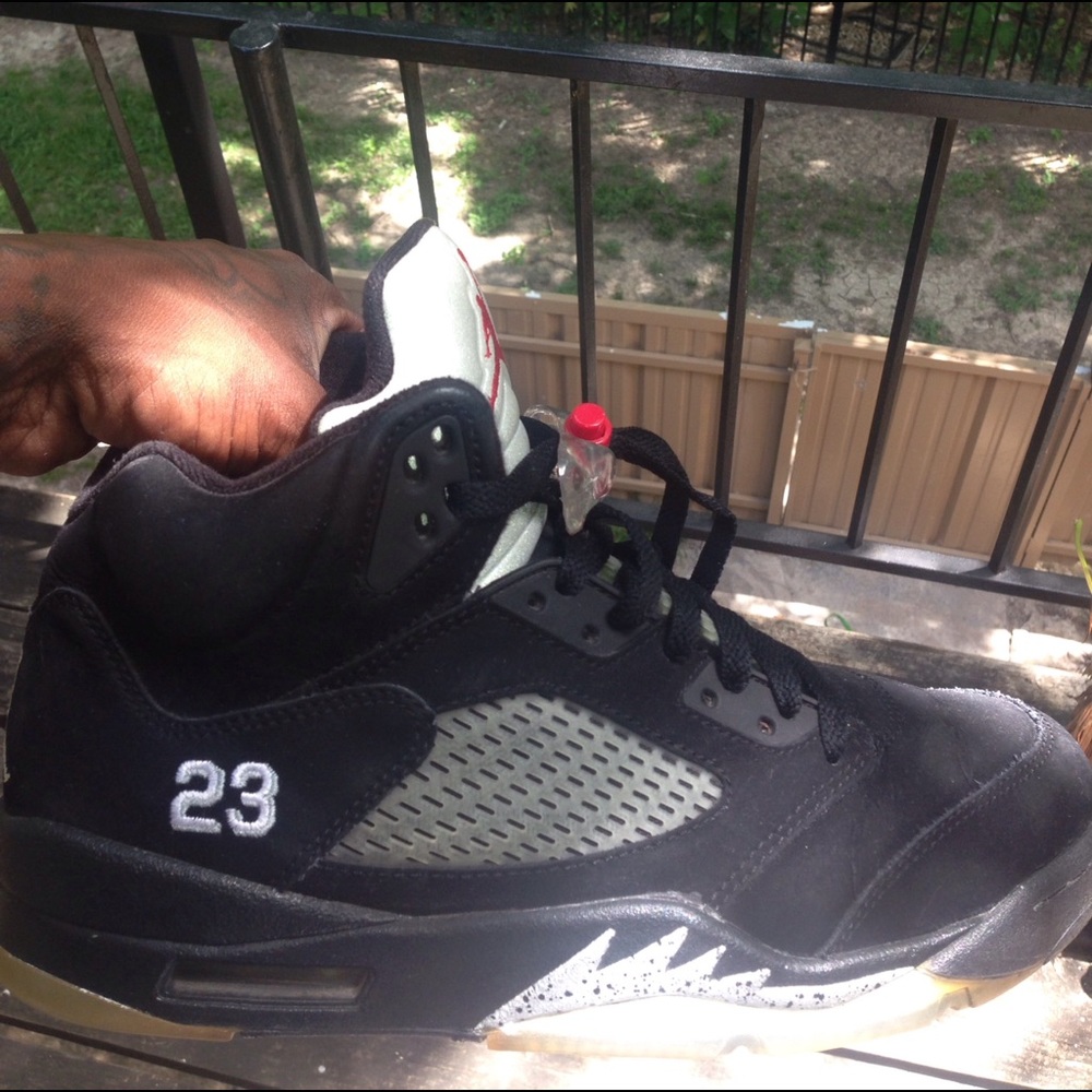 Air Jordan Retro 5 Stealth