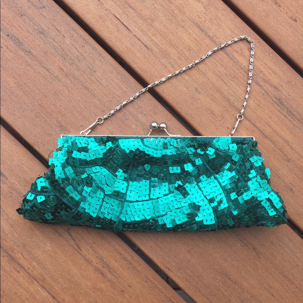 Classy Green sequence clutch