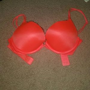 Victoria secret very sexy push up bra 34b